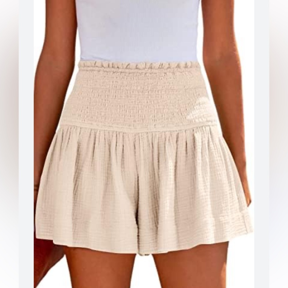 NWT Automet Smocked Beach Shorts